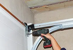 Metro Garage Door Service New York, NY 212-918-5398 - installation-side